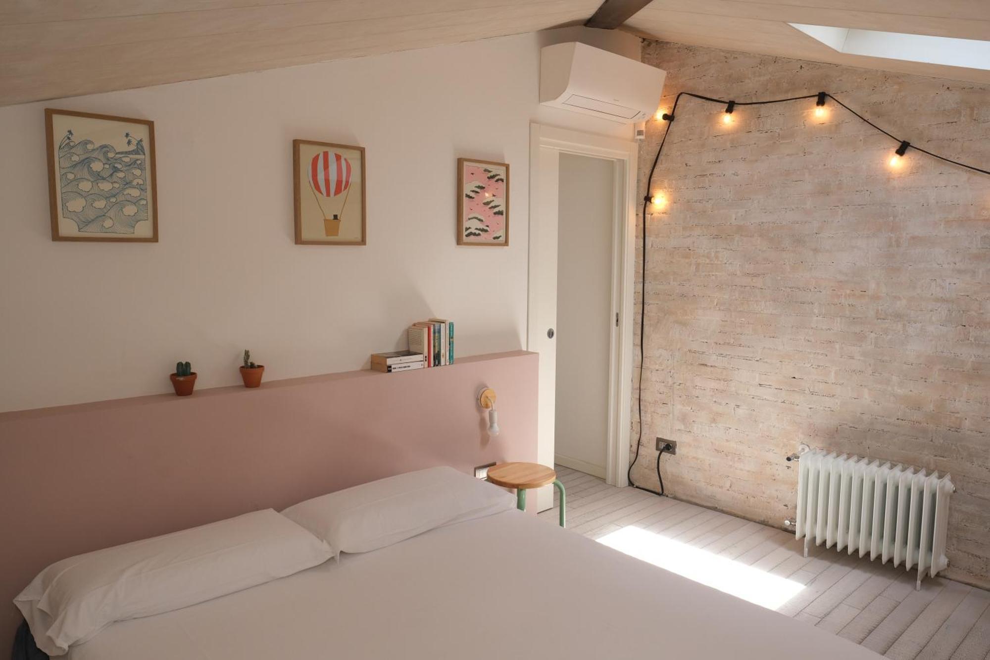 Apartamento Splendido Attico Tra I Colli, Centro Storico E Ospedale Rizzoli Bolonia Exterior foto